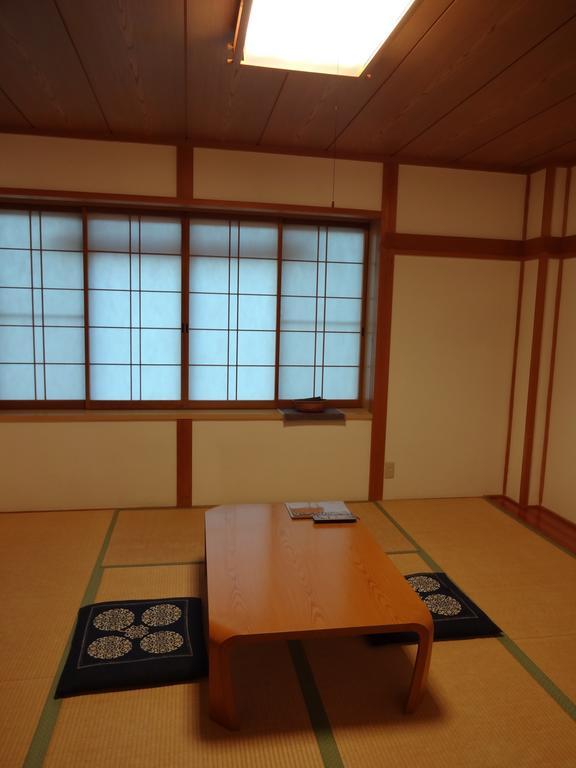 Hotel Mizubasho No Yado Higashi Katashina Zimmer foto